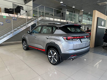 Changan , 2023г., передний привод, робот