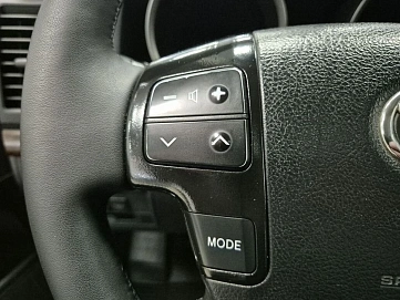 Toyota Land Cruiser, 2011г, полный привод, автомат