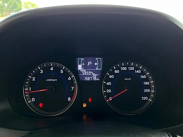 Hyundai Solaris, 2015г, передний привод, автомат