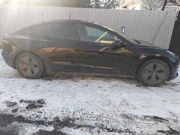 Tesla Model 3, 2022г, задний привод, автомат