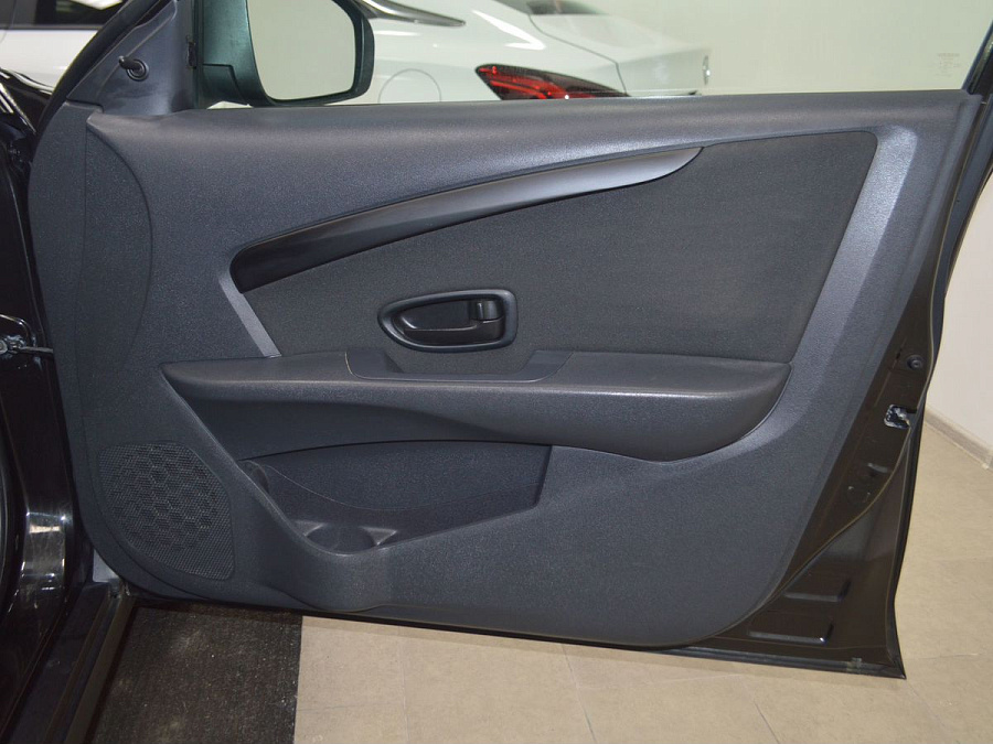 Nissan Almera, 2015г., передний привод, механика