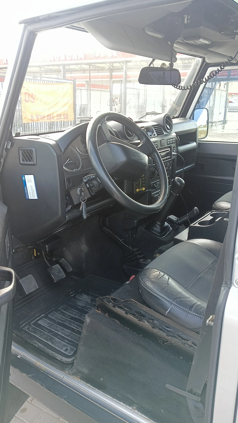 Land Rover Defender, 2013г., полный привод, механика