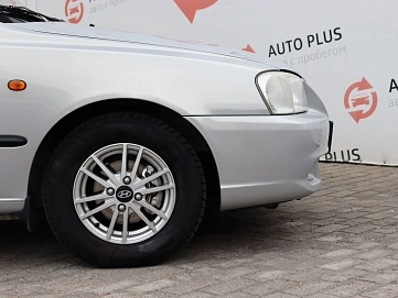 Hyundai Accent, 2010г, передний привод, механика