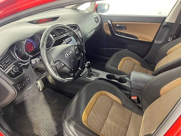 Kia Ceed, 2018г, передний привод, автомат