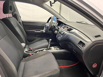 Mitsubishi Lancer, 2007г, передний привод, механика