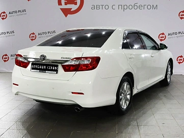 Toyota Camry, 2013г, передний привод, автомат