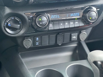 Toyota Hilux, 2025г, полный привод, автомат