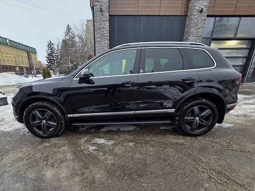 Volkswagen Touareg, 2016г, полный привод, автомат