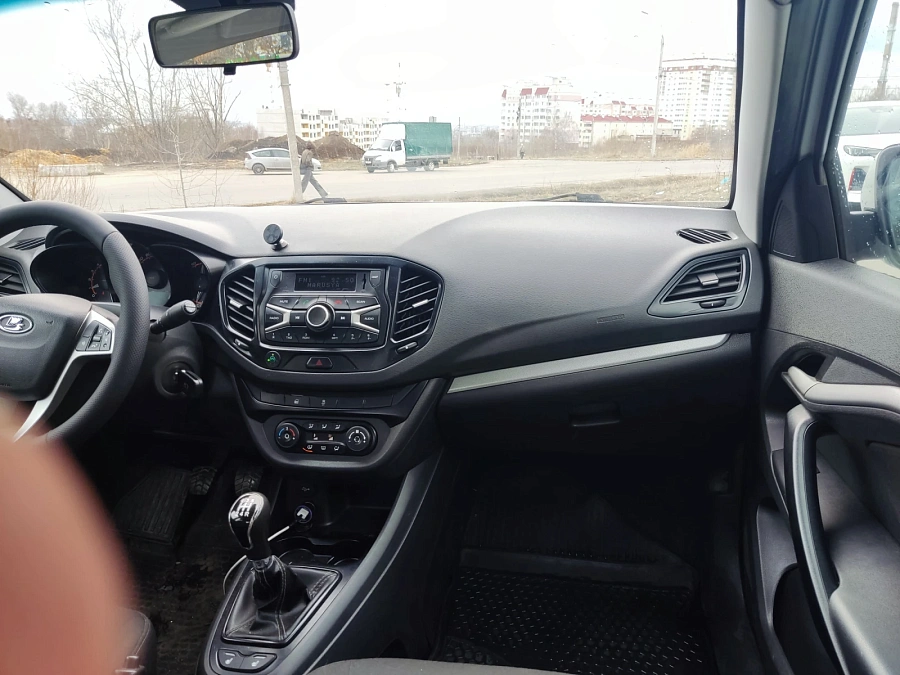 Lada (ВАЗ) Vesta, 2019г., передний привод, механика