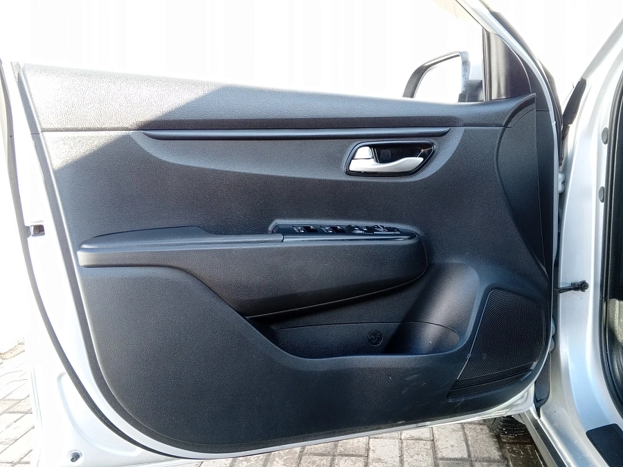 Kia Rio, 2017г., передний привод, механика