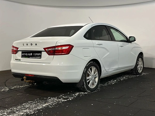 Lada (ВАЗ) Vesta, 2018г, передний привод, механика