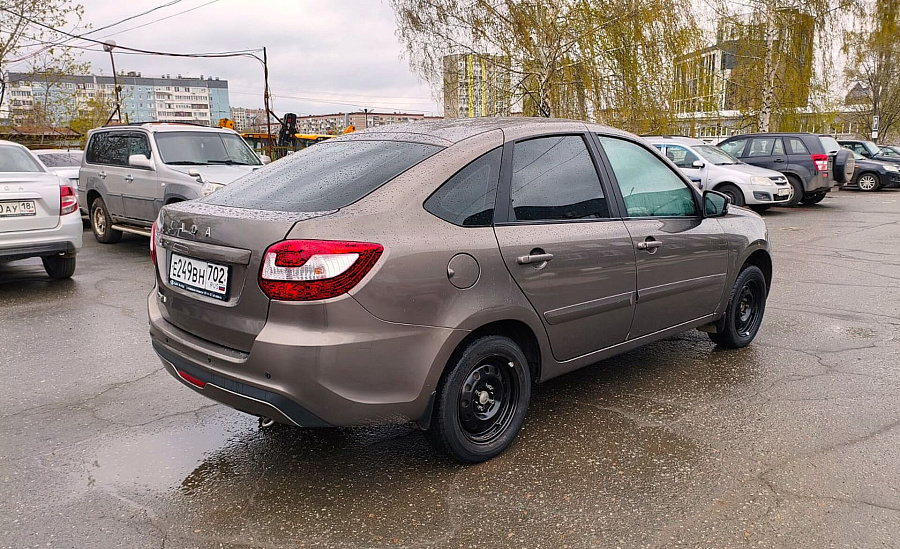 Lada (ВАЗ) Granta, 2022г., передний привод, механика