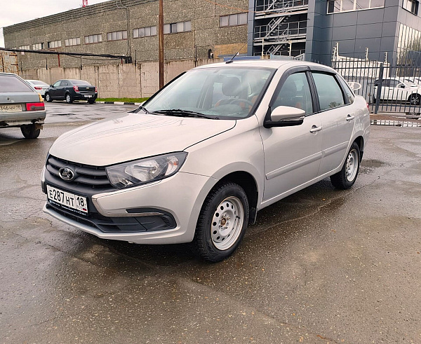 Lada (ВАЗ) Granta, 2022г., передний привод, механика