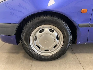 Toyota Corolla, 1998г, передний привод, механика