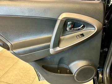 Toyota RAV4, 2008г, передний привод, автомат