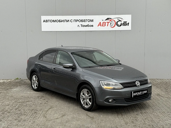 Volkswagen Jetta, 2014г., передний привод, робот