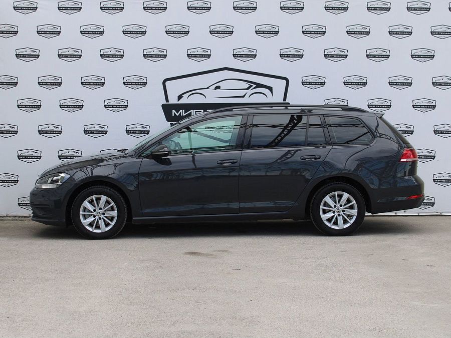 Volkswagen Golf, 2019г., передний привод, механика