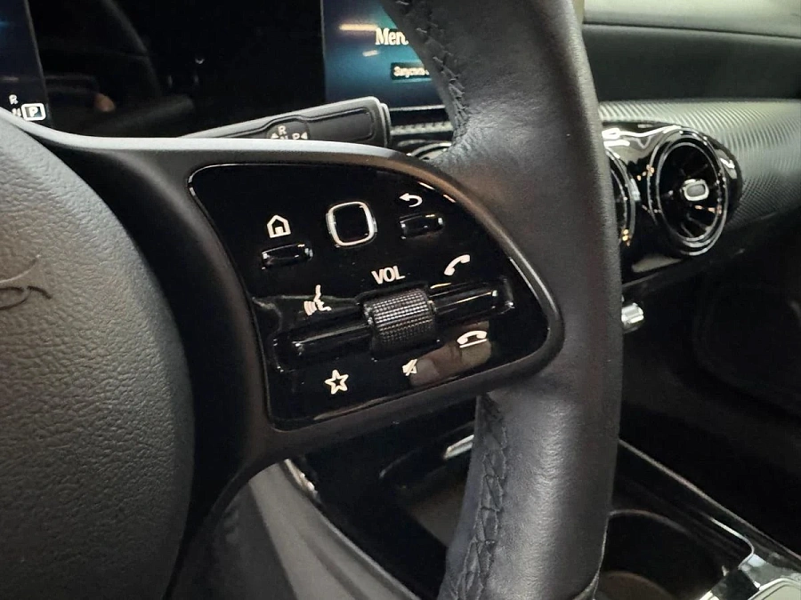 Mercedes-Benz A-Класс, 2019г., передний привод, робот