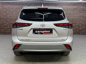 Toyota Highlander, 2025г, полный привод, автомат