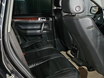 Volkswagen Touareg, 2005г., полный привод, автомат