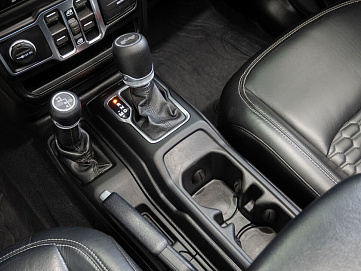 Jeep Wrangler, 2021г, полный привод, автомат
