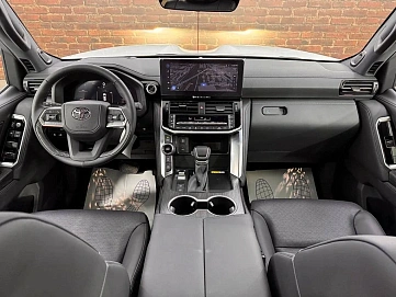 Toyota Land Cruiser, 2025г, полный привод, автомат