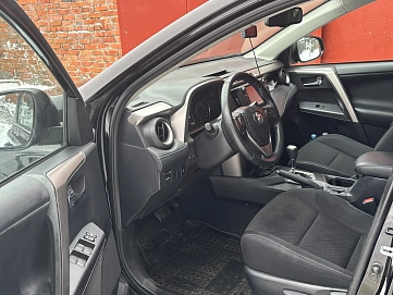 Toyota RAV4, 2019г, полный привод, вариатор