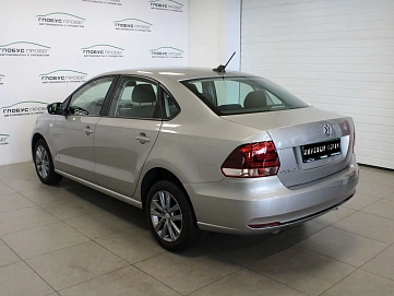 Volkswagen Polo, 2019г, передний привод, механика