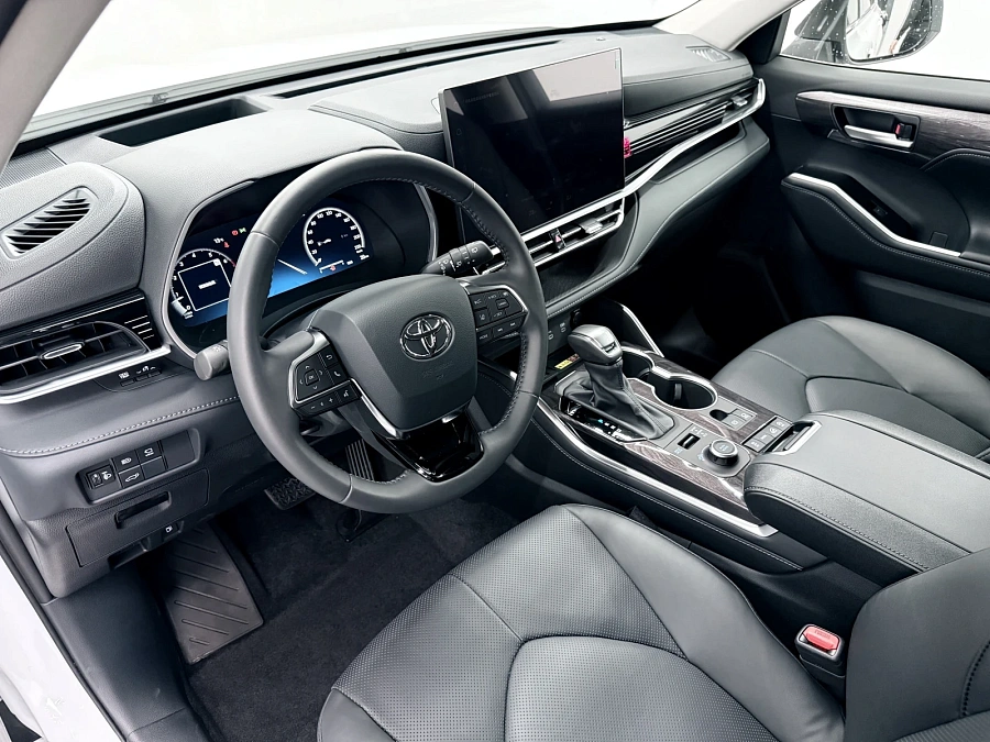 Toyota Highlander, 2026г., полный привод, автомат