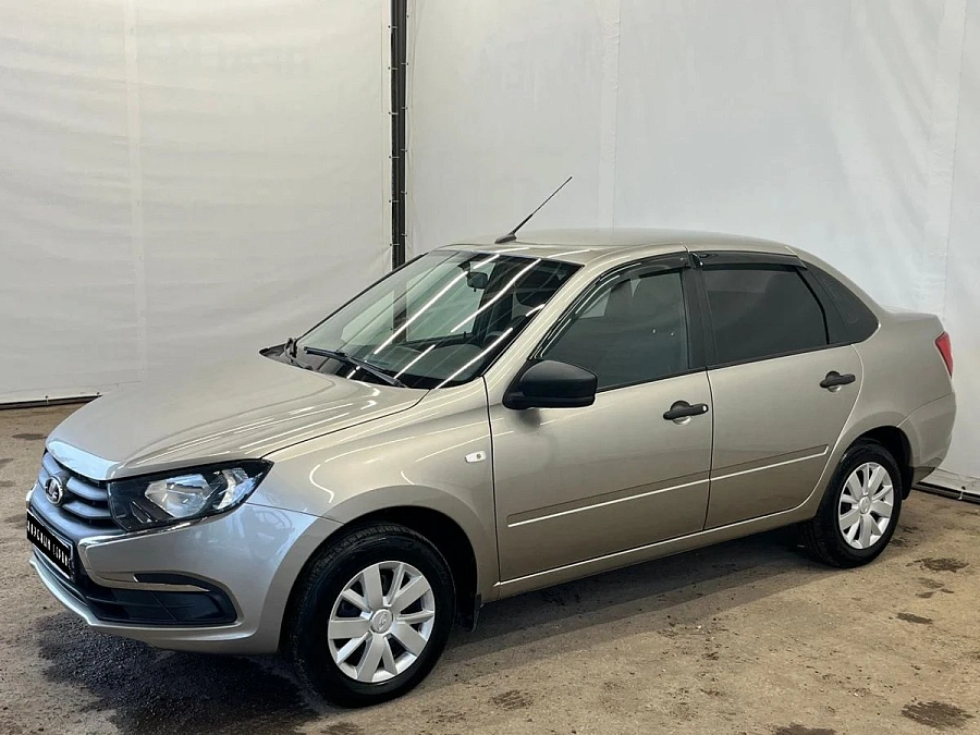 Lada (ВАЗ) Granta, 2021г., передний привод, механика