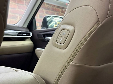 Toyota Highlander, 2025г, полный привод, автомат