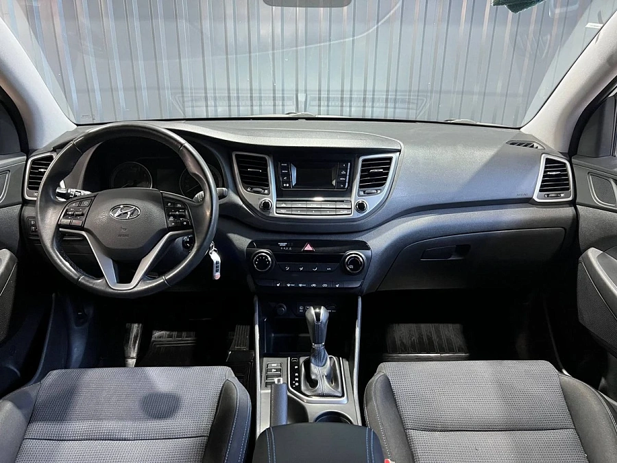 Hyundai Tucson, 2017г., передний привод, автомат