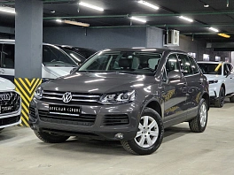 Volkswagen Touareg, 2010г, полный привод, автомат