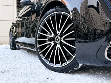 Mercedes-Benz S-Класс, 2023г, полный привод, автомат