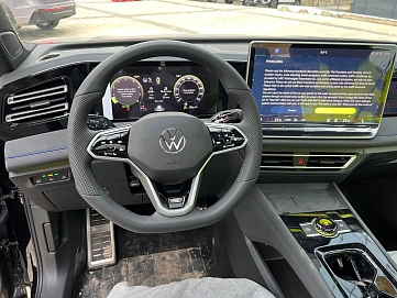 Volkswagen Tiguan, 2025г, полный привод, робот