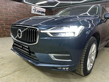Volvo XC60, 2019г, полный привод, автомат