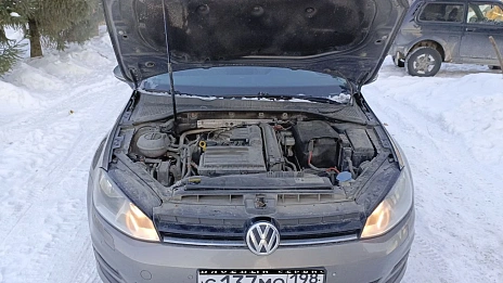 Volkswagen Golf, 2013г, передний привод, робот