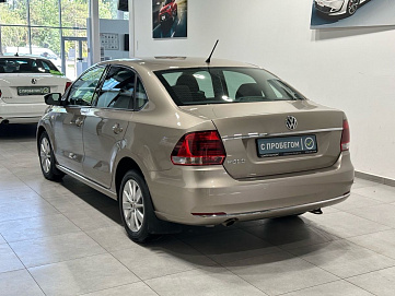 Volkswagen Polo, 2015г, передний привод, автомат