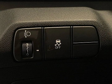 Hyundai Elantra, 2021г, передний привод, автомат
