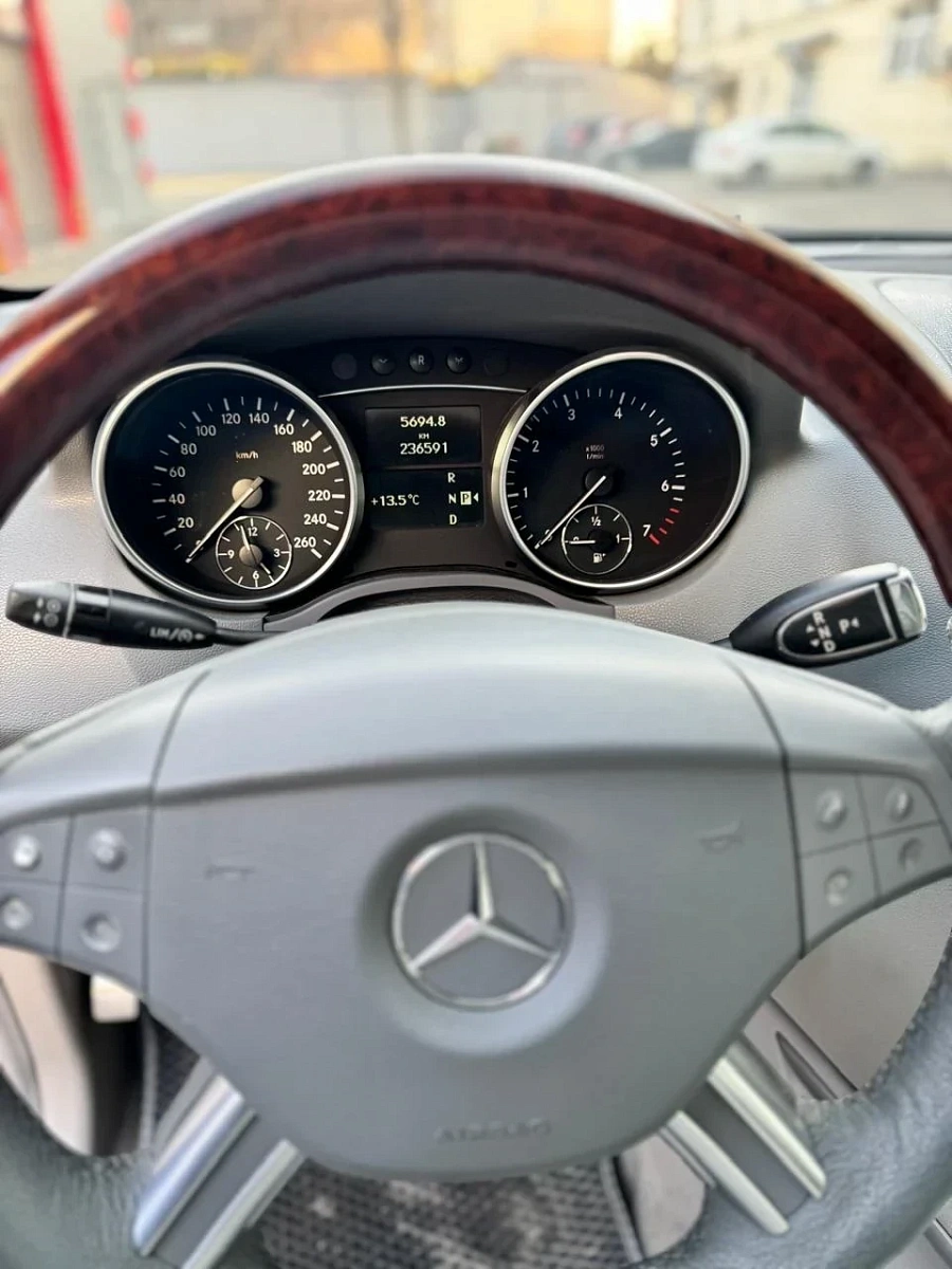 Mercedes-Benz M-Класс, 2007г., полный привод, автомат