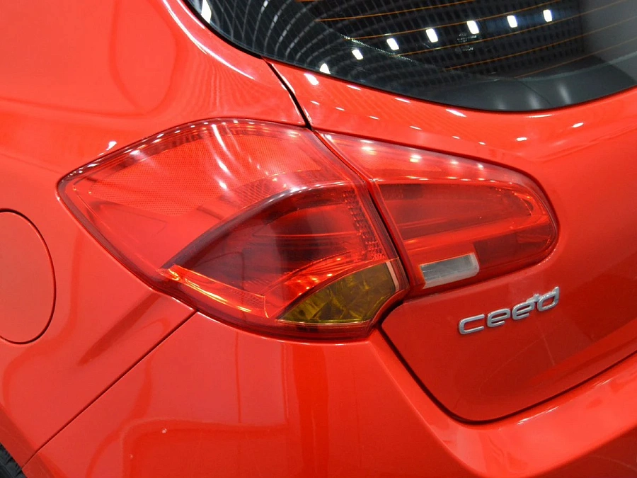 Kia Ceed, 2013г., передний привод, автомат