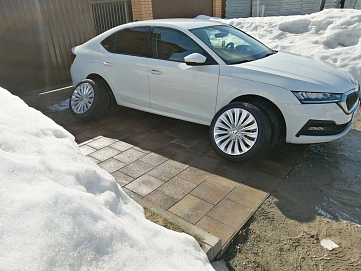 Skoda Octavia, 2021г, передний привод, автомат
