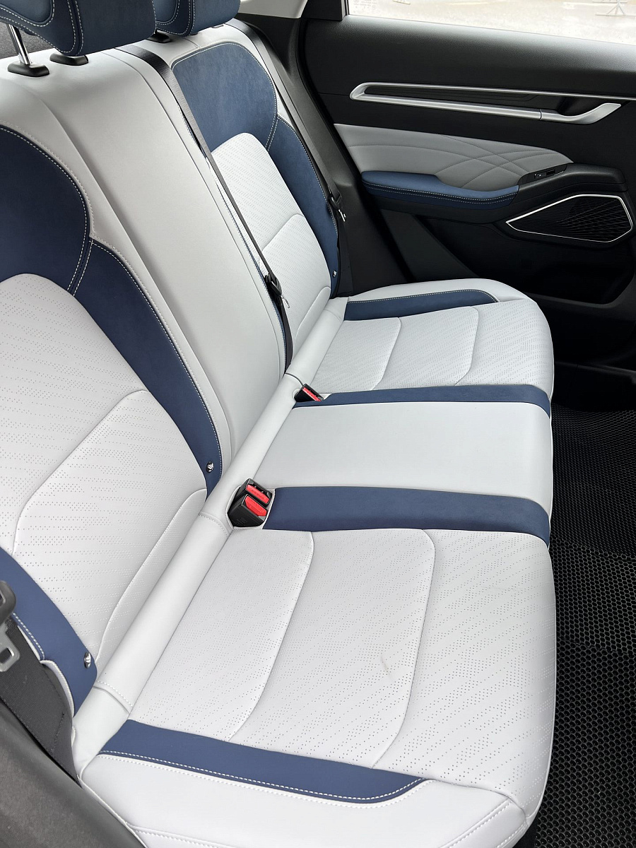 Geely Emgrand, 2023г., передний привод, вариатор