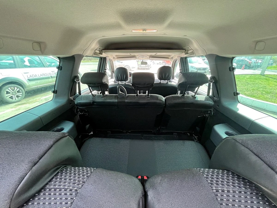 Lada (ВАЗ) Largus, 2020г., передний привод, механика