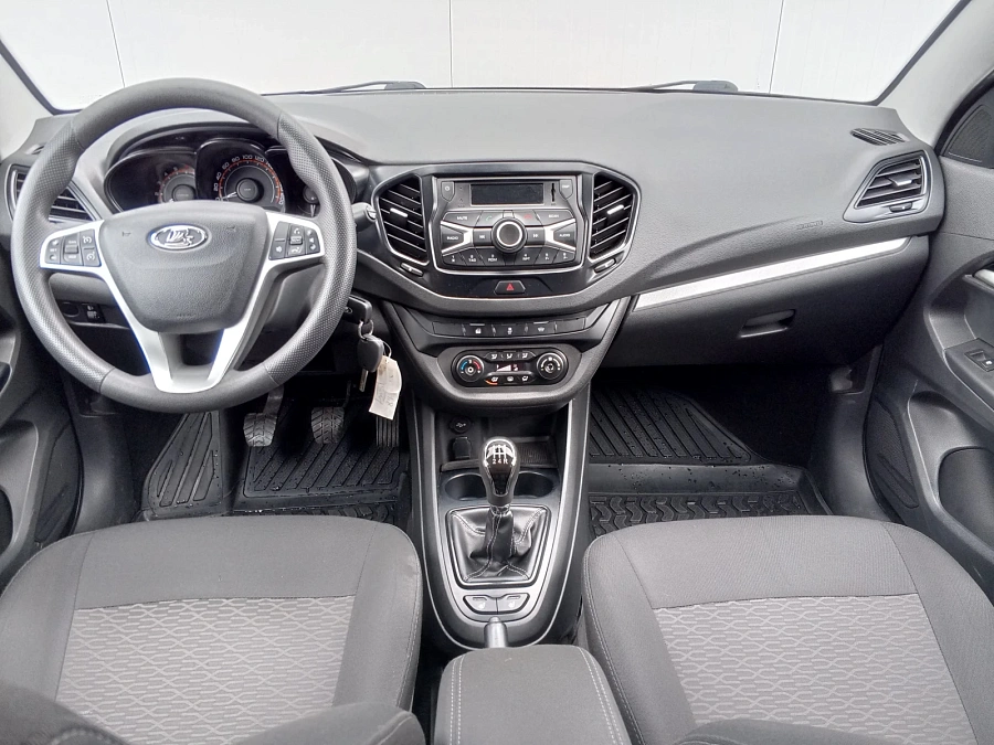 Lada (ВАЗ) Vesta, 2018г., передний привод, механика