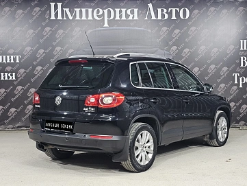 Volkswagen Tiguan, 2011г, полный привод, автомат