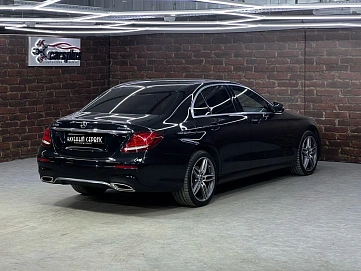 Mercedes-Benz E-Класс, 2019г, полный привод, автомат
