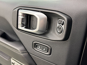 Jeep Wrangler, 2018г, полный привод, автомат