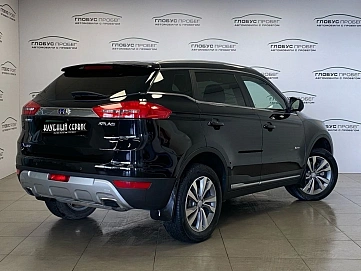 Geely Atlas, 2020г, передний привод, автомат