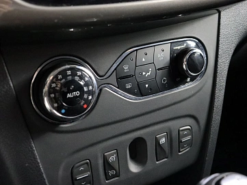 Renault , 2021г., передний привод, автомат